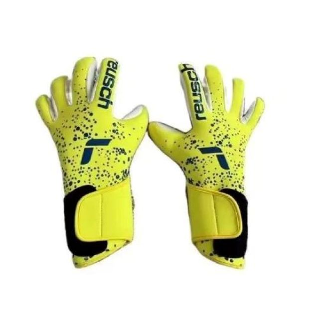 ถุงมือผู้รักษาประตูReusch สีเหลือง