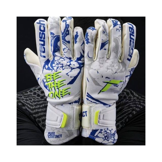 ถุงมือผู้รักษาประตูReusch สีขาว